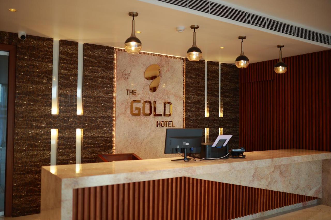 The Gold Hotel Palakkad Extérieur photo